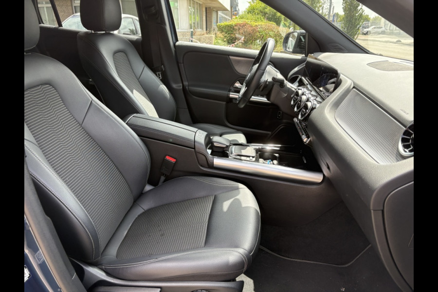 Mercedes-Benz GLA 250 e Hybride | Business Solution Luxery Limited
