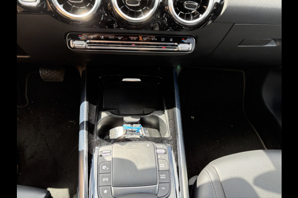 Mercedes-Benz GLA 250 e Hybride | Business Solution Luxery Limited