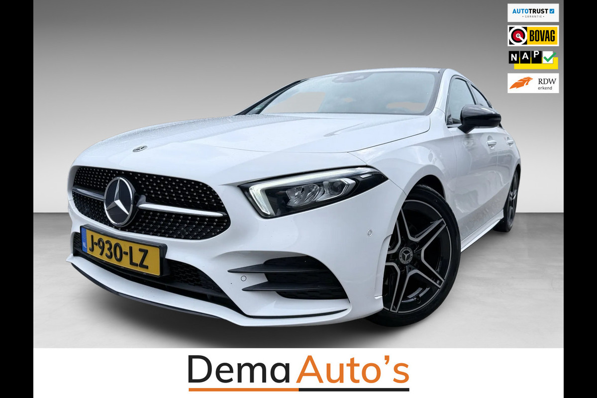 Mercedes-Benz A-Klasse 180 Business Solution AMG NAVI/V-COCKPIT/CAM/DAB/LED/CARPLAY/ECC/PDC///
