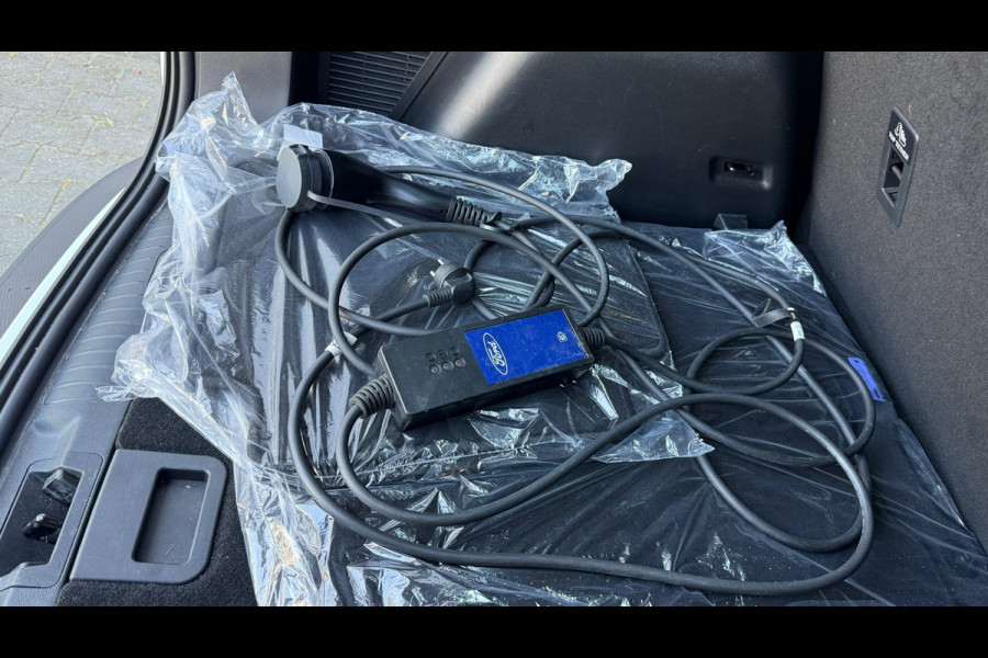Ford Kuga PHEV Titanium 225PK | ACC | Camera | Full Option