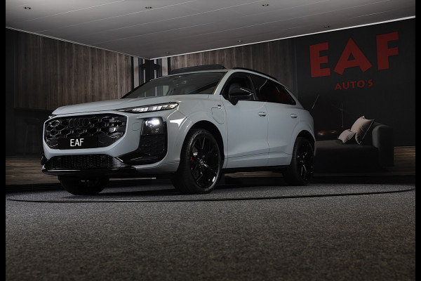 Audi Q3 1.5 200kW e-hybrid S Line / Head Up / Sonos / Memory / 360 Camera / Acc / Lane Assist / Dode Hoek / Open Pano / 20 Inch