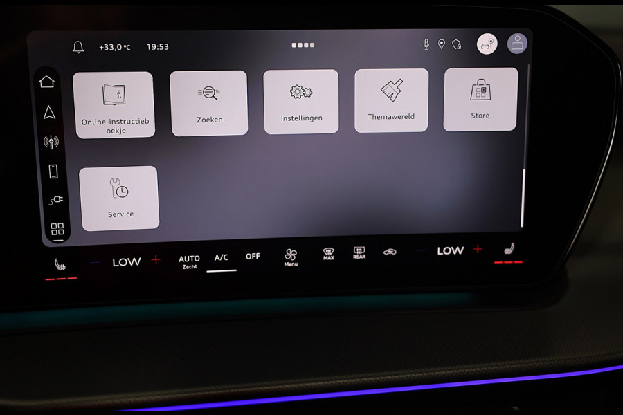 Audi Q3 1.5 200kW e-hybrid S Line / Head Up / Sonos / Memory / 360 Camera / Acc / Lane Assist / Dode Hoek / Open Pano / 20 Inch