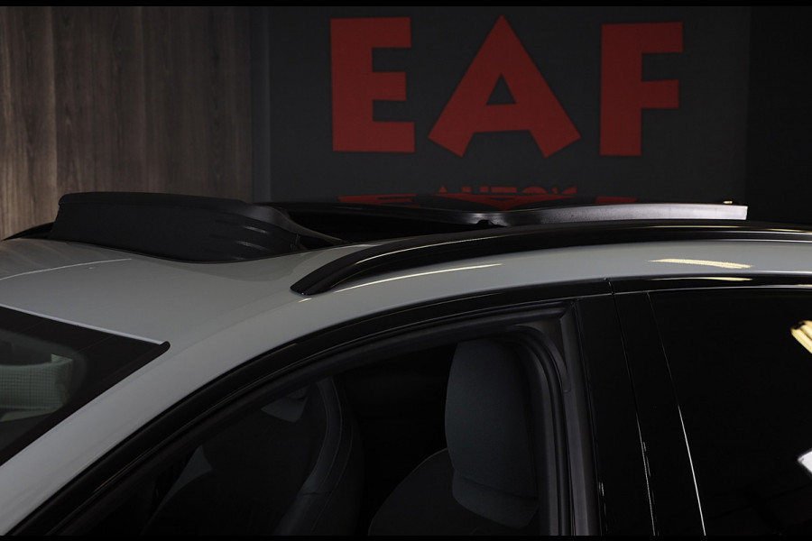 Audi Q3 1.5 200kW e-hybrid S Line / Head Up / Sonos / Memory / 360 Camera / Acc / Lane Assist / Dode Hoek / Open Pano / 20 Inch
