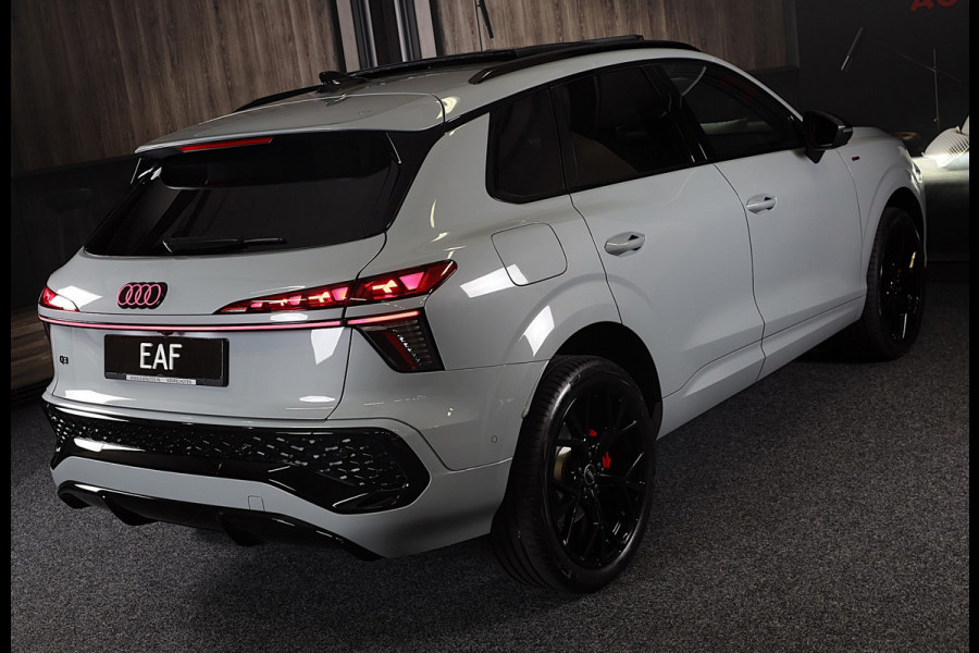 Audi Q3 1.5 200kW e-hybrid S Line / Head Up / Sonos / Memory / 360 Camera / Acc / Lane Assist / Dode Hoek / Open Pano / 20 Inch