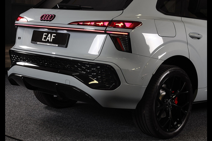 Audi Q3 1.5 200kW e-hybrid S Line / Head Up / Sonos / Memory / 360 Camera / Acc / Lane Assist / Dode Hoek / Open Pano / 20 Inch