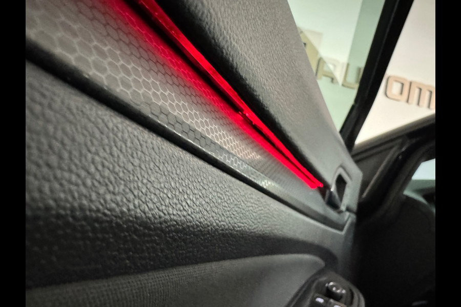 Volkswagen Golf 2.0 TSI GTI Clubsport Pano|Sfeer|IQ|Camera