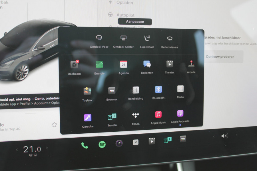 Tesla Model 3 Long Range AWD 75 kWh / SoH 86,8% / Trekhaak / Autopilot / Panoramadak / Camera / Premium Audio / 18'' / Leder / Stoel+Stuurverwarming / ACC