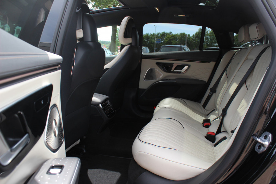 Mercedes-Benz EQS 450+ AMG Line 108 kWh / SoH 95,9% / Achterasbesturing / Panoramadak / Head-up / 360Camera / Luchtvering / Burmester / 20'' / Stoelventilatie / Stoel+Stuurverwarming / Dodehoek / DAB / ACC
