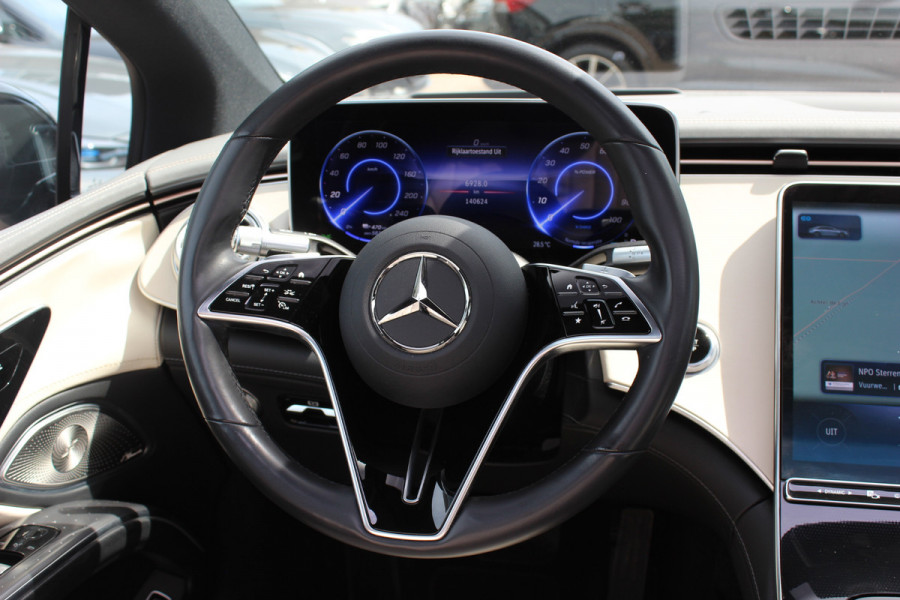 Mercedes-Benz EQS 450+ AMG Line 108 kWh / SoH 95,9% / Achterasbesturing / Panoramadak / Head-up / 360Camera / Luchtvering / Burmester / 20'' / Stoelventilatie / Stoel+Stuurverwarming / Dodehoek / DAB / ACC