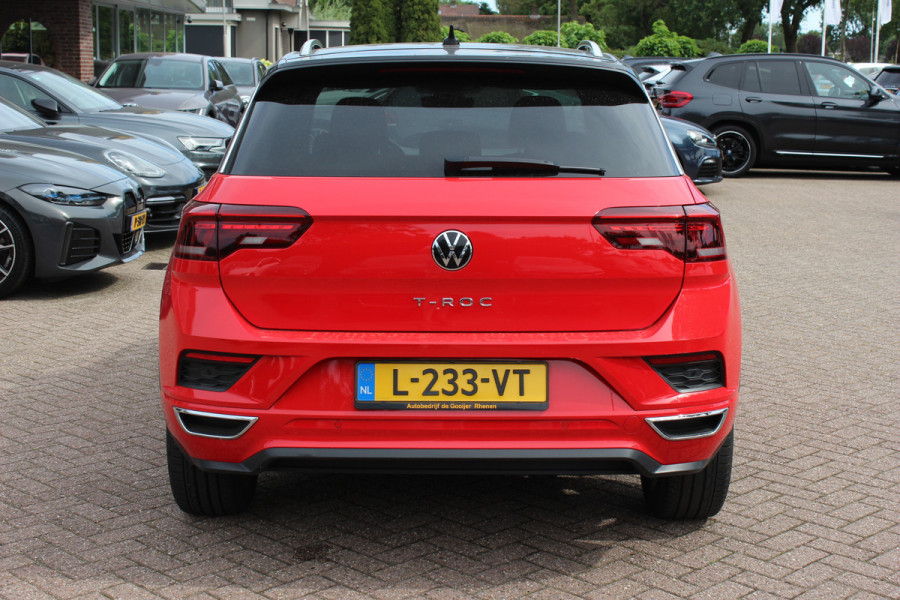 Volkswagen T-Roc 1.5 TSI Sport Business R / Camera / CarPlay / Virtual Cockpit / Sportstoelen / 18'' / LED / DAB / ACC