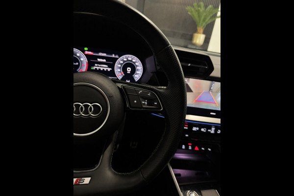 Audi A3 Sportback 35 TFSI 3x S-line Edition One|PANO|SFEER|MATRIX|B&O|BOMVOL