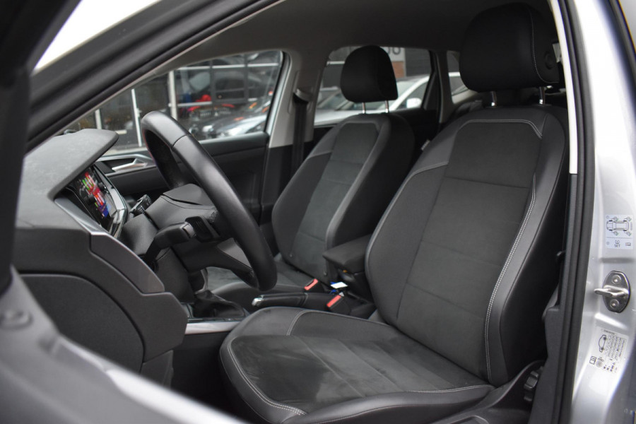 Volkswagen Polo 1.0 TSI Highline IQ Led Keyles Virtual Camera ACC Lane Carplay