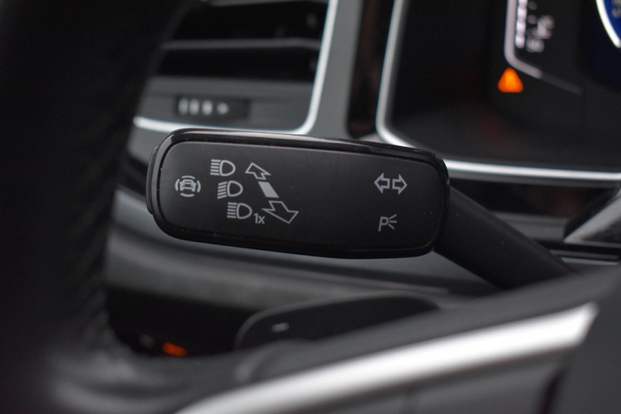Volkswagen Polo 1.0 TSI Highline IQ Led Keyles Virtual Camera ACC Lane Carplay