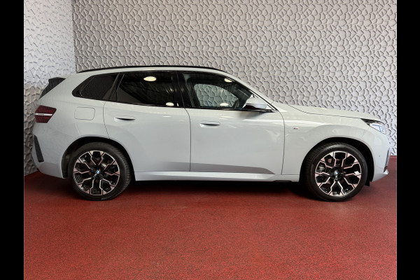 BMW X3 30e 300PK XDRIVE M SPORT / PANO SCHUIFDAK / HARMAN KARDON / 360.CAM / INNOVATION /