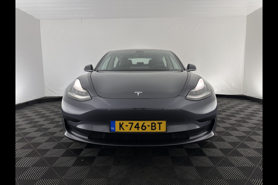 Tesla Model 3 Standard RWD Plus 60 kWh [ 3-Fase ]{SOH-98%} (INCL-BTW) Aut. *PANO | AUTOPILOT | LEATHER | KEYLESS | FULL-LED | MEMORY-PACK | TOPVIEW | DAB | CARPLAY | DIGI-COCKPIT | LANE-ASSIST | COMFORTSEATS | 19"ALU*