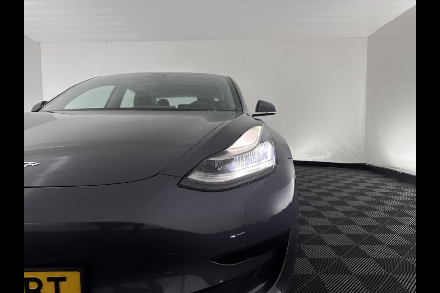 Tesla Model 3 Standard RWD Plus 60 kWh [ 3-Fase ]{SOH-98%} (INCL-BTW) Aut. *PANO | AUTOPILOT | LEATHER | KEYLESS | FULL-LED | MEMORY-PACK | TOPVIEW | DAB | CARPLAY | DIGI-COCKPIT | LANE-ASSIST | COMFORTSEATS | 19"ALU*