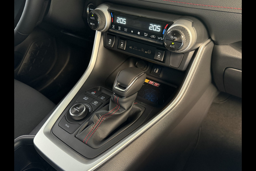 Toyota RAV4 2.5 PHEV AWD 306PK ✅gloednieuw ✅ | Trekgew. 1500KG | Head-up display | Camera | Full LED | Elektrische achterklep | Stuur/Stoelv PHEV PLUG IN