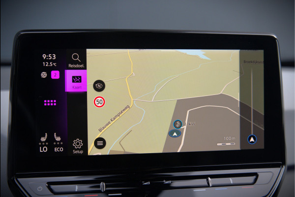Volkswagen ID.3 First Plus 58 kWh | Stoelverwarming | Stuurverwarming | Camera | Adaptive Cruise Control | Navigatie | Keyless | Parkeersensoren | LED | Apple Carplay | NAP | SOH 93,02%