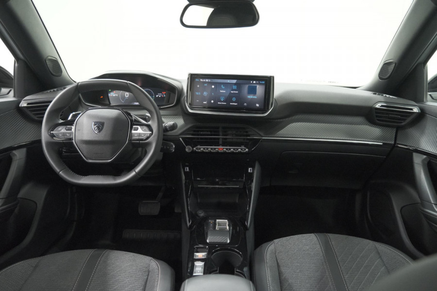 Peugeot 2008 Hybrid 145 Allure | Apple Carplay | Climate Control | Parkeersensoren Voor + Achter