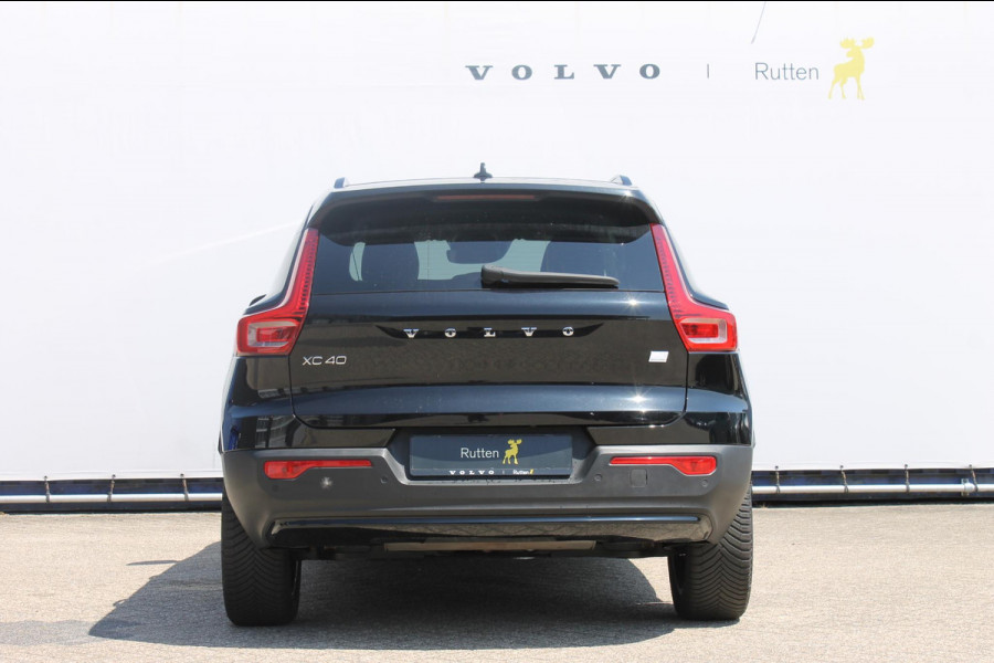 Volvo XC40 T5 262PK Automaat Recharge Inscription Lederen bekleding / Parkeersensoren met parkeercamera achter / Harman Kardon audio / Verwarmbare voorruit