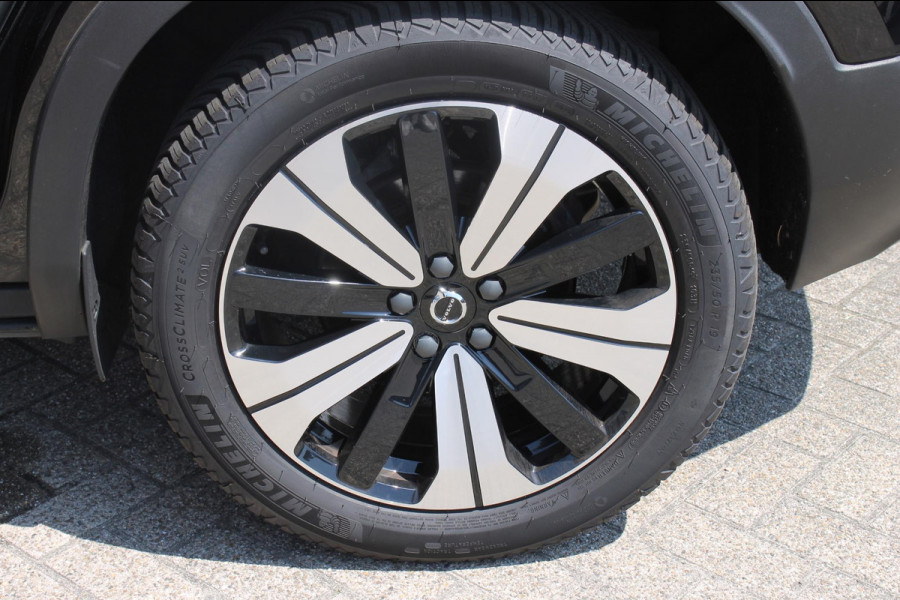 Volvo XC40 T5 262PK Automaat Recharge Inscription Lederen bekleding / Parkeersensoren met parkeercamera achter / Harman Kardon audio / Verwarmbare voorruit