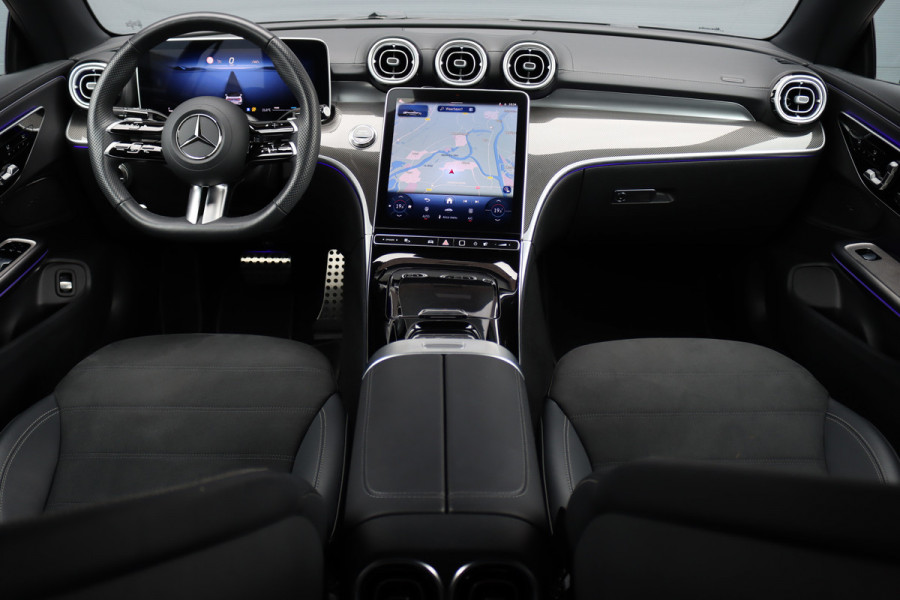 Mercedes-Benz CLE Cabriolet 200 AMG Line | Memory | Airscarf | Verwarmd Stuurwiel | Camera | Keyless Go | Apple Carplay | High Perf. LED | Sfeerverlichting Premium+ |