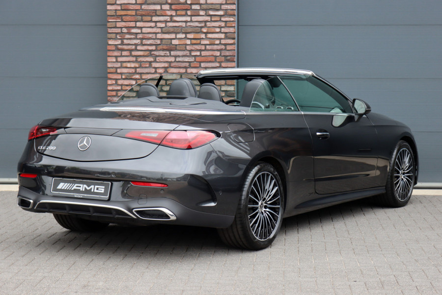 Mercedes-Benz CLE Cabriolet 200 AMG Line | Memory | Airscarf | Verwarmd Stuurwiel | Camera | Keyless Go | Apple Carplay | High Perf. LED | Sfeerverlichting Premium+ |