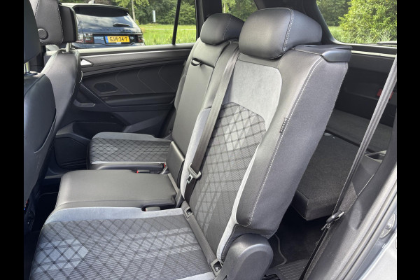 Volkswagen Tiguan Allspace 1.5 TSI R-Line Business+ 7p. | 87.800 KM | 7 zitplaatsen | Panorama - Dak | Virtual Cockpit | Winterpack | Camera