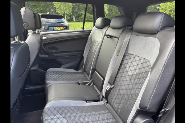 Volkswagen Tiguan Allspace 1.5 TSI R-Line Business+ 7p. | 87.800 KM | 7 zitplaatsen | Panorama - Dak | Virtual Cockpit | Winterpack | Camera
