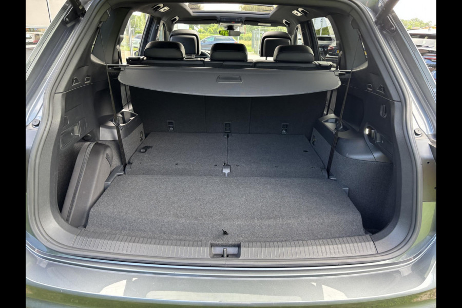 Volkswagen Tiguan Allspace 1.5 TSI R-Line Business+ 7p. | 87.800 KM | 7 zitplaatsen | Panorama - Dak | Virtual Cockpit | Winterpack | Camera