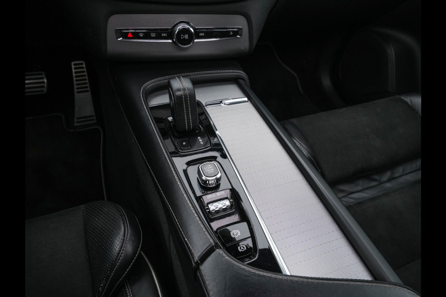 Volvo XC90 2.0 B5 AWD Inscription R-Design Intro Edition [7-Pers.] Aut. *PANO | LEATHER-ALCANTARA | FULL-LED | MEMORY-PACK | BOWERS&WILKINS | BLINDSPOT | KEYLESS | DIGI-COCKPIT | NAVI-FULLMAP | PRIVACYGLASS | HEATED-SPORTSEATS | TOWBAR | 20''ALU*