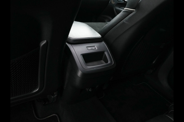 Volvo XC90 2.0 B5 AWD Inscription R-Design Intro Edition [7-Pers.] Aut. *PANO | LEATHER-ALCANTARA | FULL-LED | MEMORY-PACK | BOWERS&WILKINS | BLINDSPOT | KEYLESS | DIGI-COCKPIT | NAVI-FULLMAP | PRIVACYGLASS | HEATED-SPORTSEATS | TOWBAR | 20''ALU*