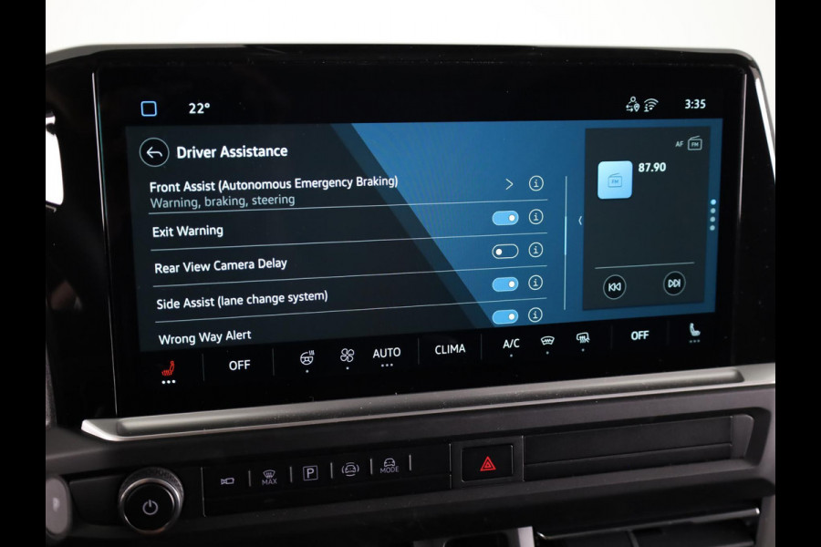 Volkswagen E-Transporter 34 L2H1 Bulli 71 kWh Trekhaak | Achterdeuren | Keyless access