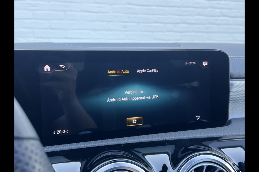 Mercedes-Benz CLA-Klasse Shooting Brake 200 Edition AMG-Line | Pano | Camera | Multibeam | Night Pakket
