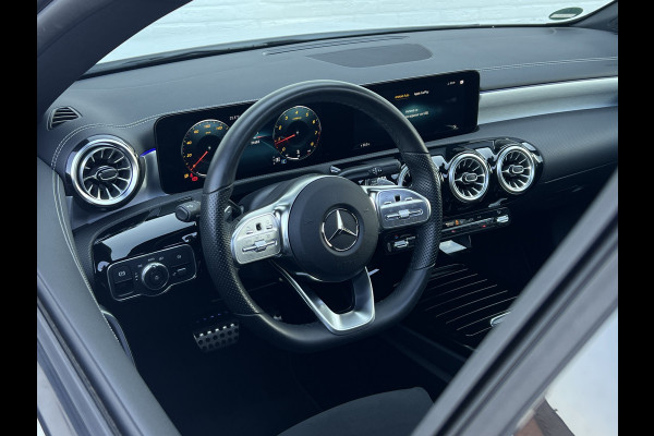 Mercedes-Benz CLA-Klasse Shooting Brake 200 Edition AMG-Line | Pano | Camera | Multibeam | Night Pakket