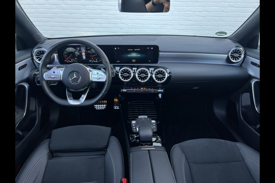 Mercedes-Benz CLA-Klasse Shooting Brake 200 Edition AMG-Line | Pano | Camera | Multibeam | Night Pakket