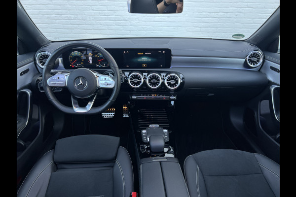Mercedes-Benz CLA-Klasse Shooting Brake 200 Edition AMG-Line | Pano | Camera | Multibeam | Night Pakket