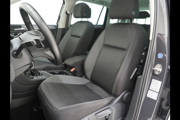 Volkswagen Tiguan 1.4 TSI eHybrid Elegance | Panoramadak | HUD | 360 | Sfeerlicht | Virtual | Adaptive Cruise | Dodehoek
