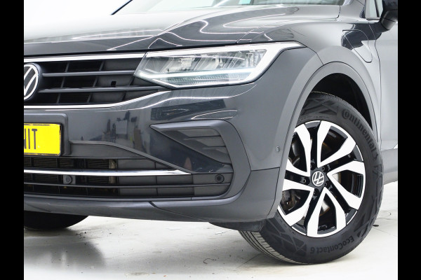 Volkswagen Tiguan 1.4 TSI eHybrid Elegance | Panoramadak | HUD | 360 | Sfeerlicht | Virtual | Adaptive Cruise | Dodehoek