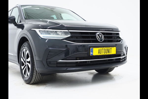 Volkswagen Tiguan 1.4 TSI eHybrid Elegance | Panoramadak | HUD | 360 | Sfeerlicht | Virtual | Adaptive Cruise | Dodehoek