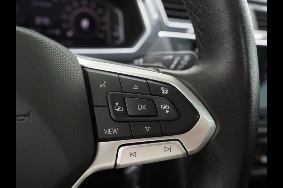 Volkswagen Tiguan 1.4 TSI eHybrid Elegance | Panoramadak | HUD | 360 | Sfeerlicht | Virtual | Adaptive Cruise | Dodehoek