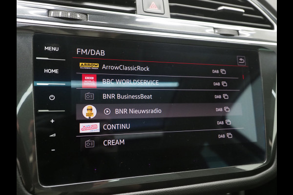 Volkswagen Tiguan 1.4 TSI eHybrid Elegance | Panoramadak | HUD | 360 | Sfeerlicht | Virtual | Adaptive Cruise | Dodehoek