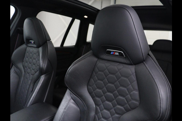 BMW X3 M Competition | Panoramadak | Head-Up | 360 Camera | Adaptive cruise | Leder | Achterbankverwarming | Carplay | Trekhaak | Sfeerverlichting | Harman/Kardon | Navigatie | Keyless | M Sportstoelen | 21'' velgen | Adaptief LED