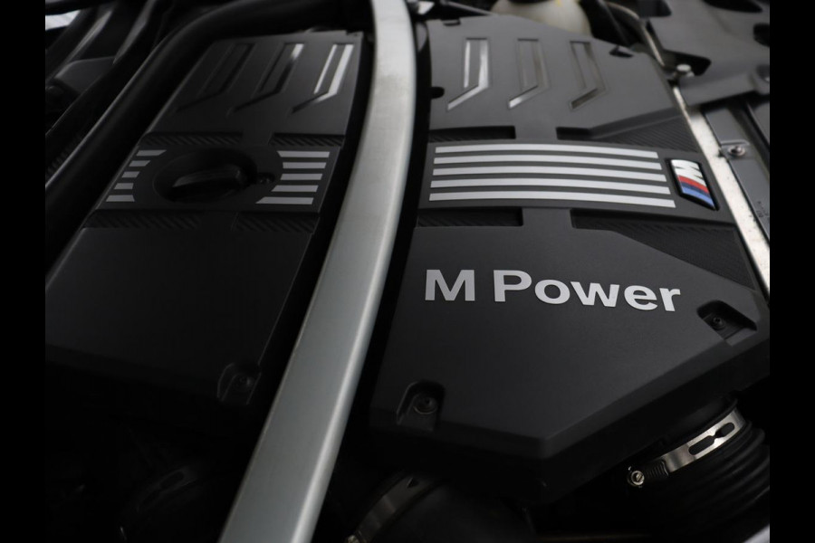 BMW X3 M Competition | Panoramadak | Head-Up | 360 Camera | Adaptive cruise | Leder | Achterbankverwarming | Carplay | Trekhaak | Sfeerverlichting | Harman/Kardon | Navigatie | Keyless | M Sportstoelen | 21'' velgen | Adaptief LED