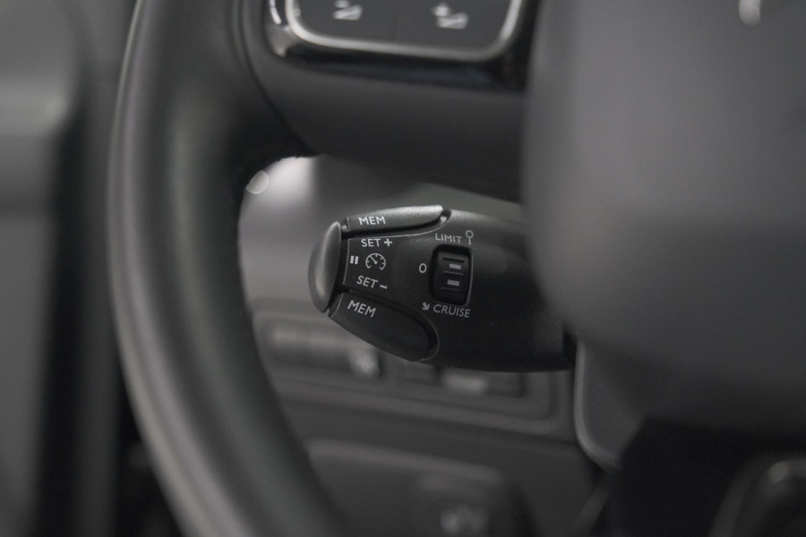 Citroën C3 Aircross PureTech 130 EAT6 Shine | Camera | Navigatie | Parkeersensoren | Apple Carplay