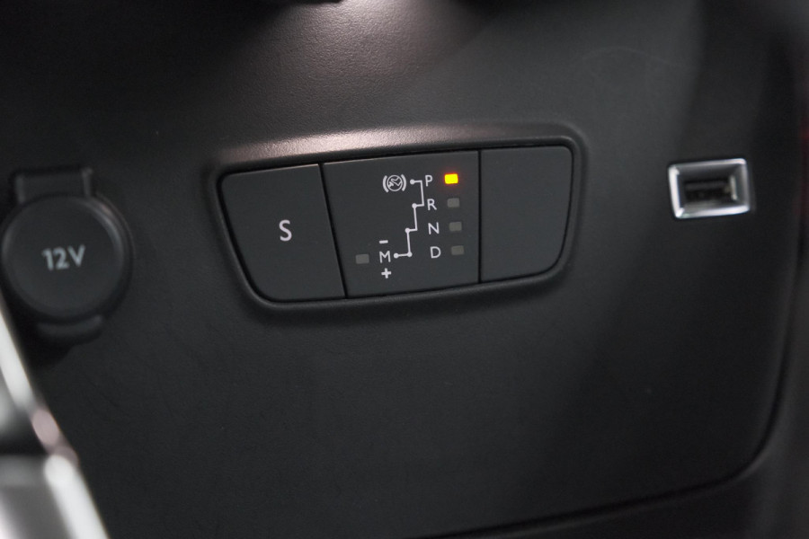 Citroën C3 Aircross PureTech 130 EAT6 Shine | Camera | Navigatie | Parkeersensoren | Apple Carplay