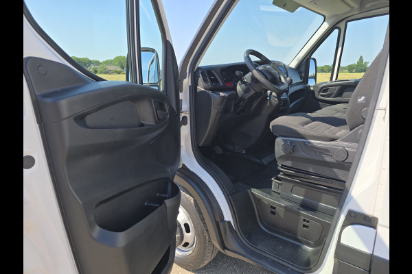 Iveco Daily 35C14V 2.3 410 H2 L4 H2 - 140 Pk - Euro 6 - Airco - Cruise Control