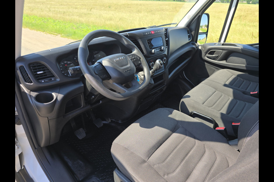 Iveco Daily 35C14V 2.3 410 H2 L4 H2 - 140 Pk - Euro 6 - Airco - Cruise Control