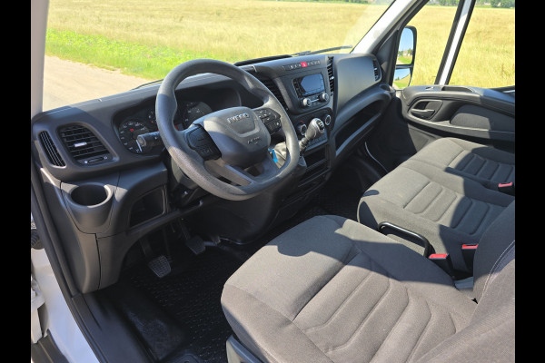 Iveco Daily 35C14V 2.3 410 H2 L4 H2 - 140 Pk - Euro 6 - Airco - Cruise Control