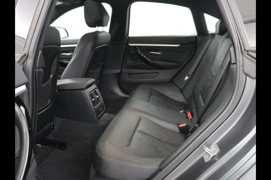 BMW 4 Serie Gran Coupé 418i High Executive | Schuifdak | Trekhaak | Climate control | Navigatie | Camera | Cruise control | Buetooth | DAB+ | Ambianceverlichting